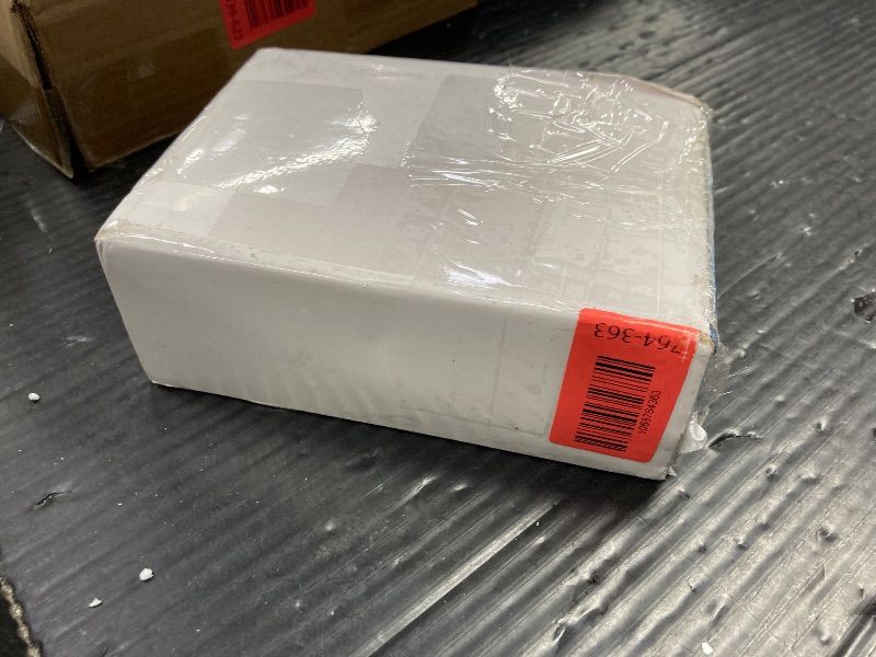 Photo 1 of ***CORNER IS CHIPPED***Amlong Crystal Clear Crystal Display Block (Not Acrylic), 6 inch x 4 inch x 2 inch***CORNER IS CHIPPED***