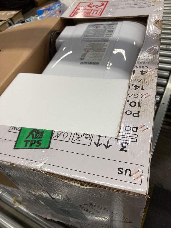 Photo 1 of **new** Humhold 14000 BTU Portable Air Conditioners with Heater, Remote Control, 4-in-1 Free Stand Smart Cooling AC Unit with Heating, Dehumidifier, Fan Mode for 550-700 sq.ft Room, Auto Swing,Timer, Black