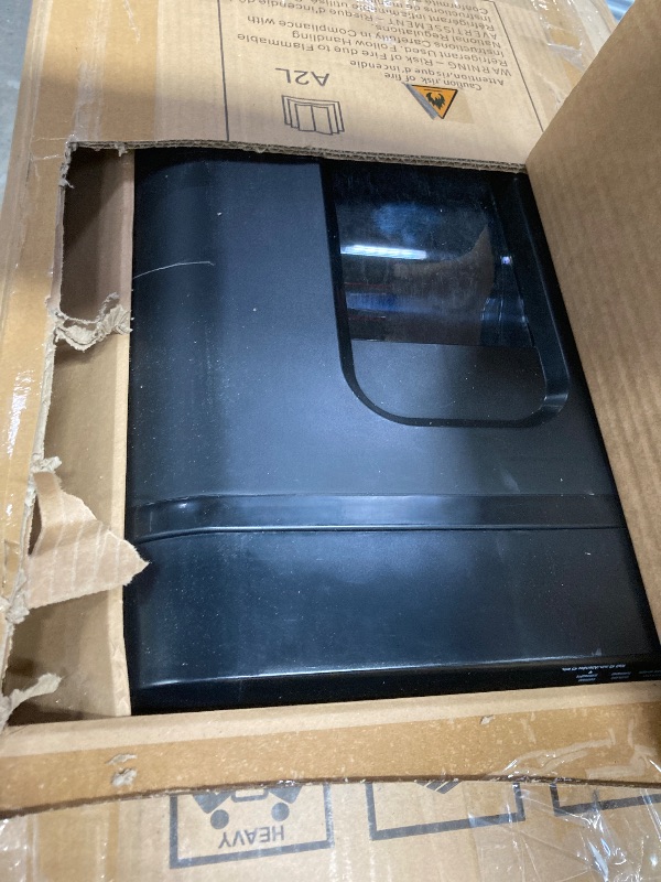 Photo 1 of ***PARTS ONLY***Amazon Basics 150 Sheet Autofeed Micro Cut Paper Shredder, BlACK mazon Basics 150 Sheet Autofeed Micro Cut Paper Credit Card Shredder for Security, Black