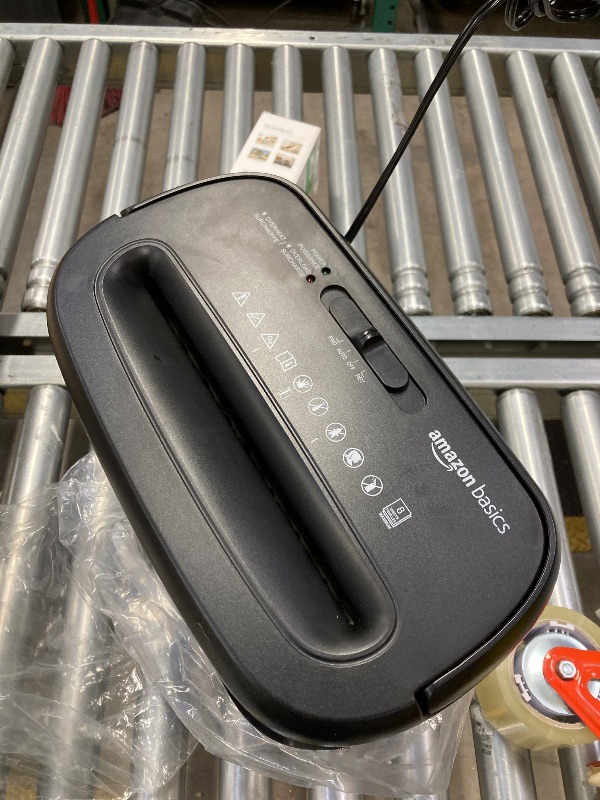 Photo 1 of ***SELLING AS PARTS ONLY -NON-FUNCTIONAL *** Amazon Basics 8-Sheet Cross Cut Paper Shredder and Credit Card Shredder - Black