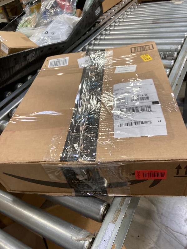 Photo 1 of ***Parts only***
Amazon Basics 2-in-1 Corded Stick Vacuum Cleaner, Convertible to Handheld, Lightweight (3.9 LBS), with Washable Filter, Crevice Tools, 0.5L Dust Cup, 19.7-Ft Cord, 300W, Black