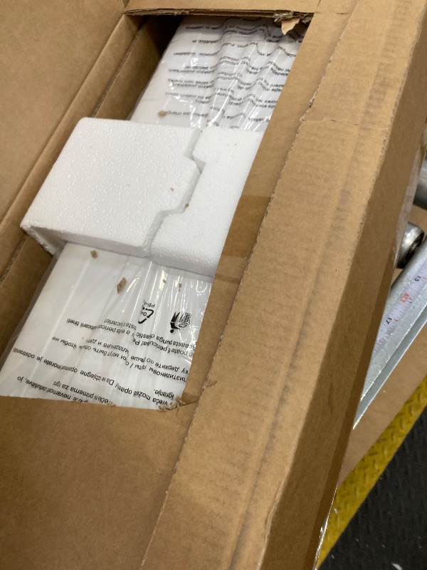 Photo 1 of ***Factory seal***

***Open to show****

Ktaxon 40" Baseboard Heater, 1500W Electric Baseboard Space Heater with 3 Heat Settings, Remote Control, Built-in Humidifier, 12H Timer, Tip-Over Switch, for Indoor Bedroom Office Home, White
