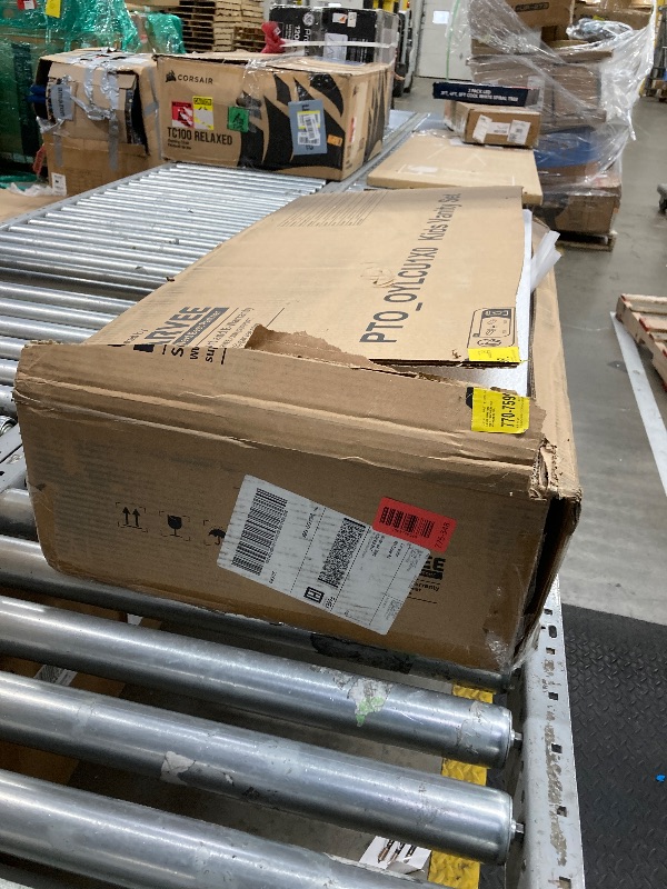 Photo 1 of ***image only reference**Zimtown Kids Vanity, Girls Pretend Play Makeup Table Set, Princess Toy Furniture, White