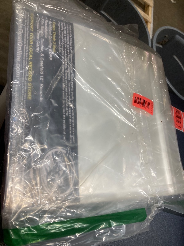 Photo 1 of (100) 12 Vinyl Record Outer Sleeves Extra Thick Resealable - Super Clear, Archival Quality - Premium 2.5 mil Thick - #12SB025RS