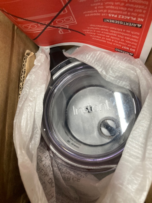 Photo 1 of ***INSIDE PERFECTLY CLEAN**OUTSIDE IS A LITTLE DIRTY***Instant Pot Milk Frother, 4-in-1 Electric Milk Steamer, 10oz/295ml Automatic Hot and Cold Foam Maker and Milk Warmer for Latte, Cappuccinos, Macchiato, From the Makers of Instant 500W, Black***INSIDE 