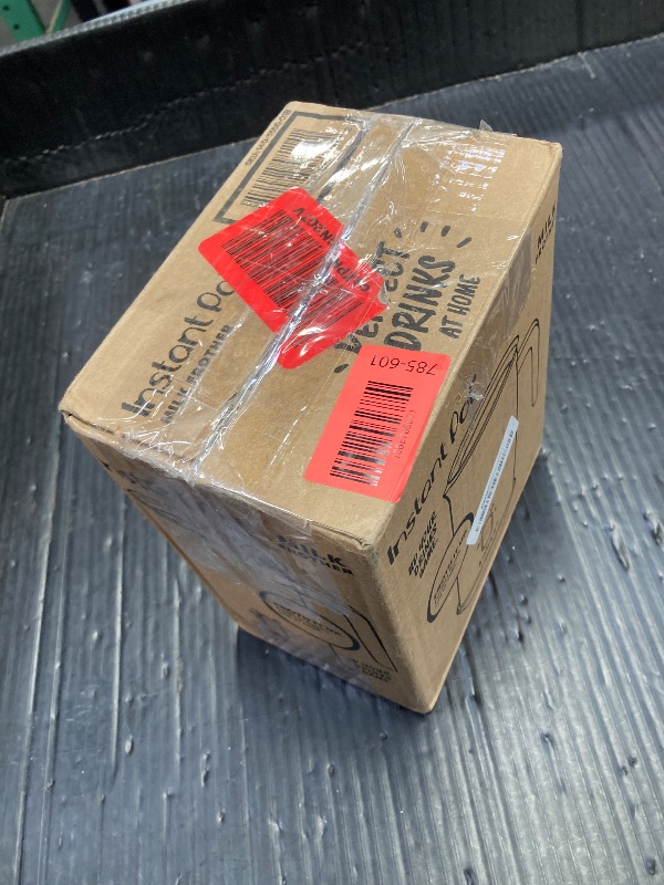 Photo 1 of ***INSIDE PERFECTLY CLEAN**OUTSIDE IS A LITTLE DIRTY***Instant Pot Milk Frother, 4-in-1 Electric Milk Steamer, 10oz/295ml Automatic Hot and Cold Foam Maker and Milk Warmer for Latte, Cappuccinos, Macchiato, From the Makers of Instant 500W, Black***INSIDE 