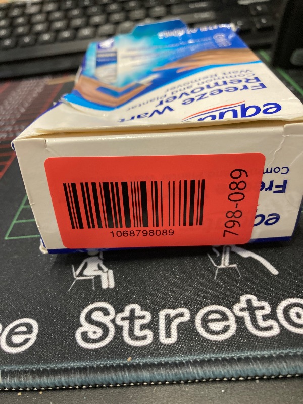 Photo 1 of (1 Ct.) Equate - Freeze Wart Remover - 18 Applications - EXP 02/2027
