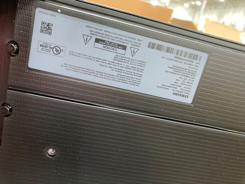 Photo 1 of ****Factory seal****
****Open to show****
****Box damage***
Samsung 43-Inch Class The Frame LS03F 4K QLED Smart TV (2025 Model) Slim Fit Wall Mount, Modern Frame Design, NQ4 AI Gen2 Processor, Art Mode, Artful Picture Quality, Samsung Vision AI, Alexa Bui