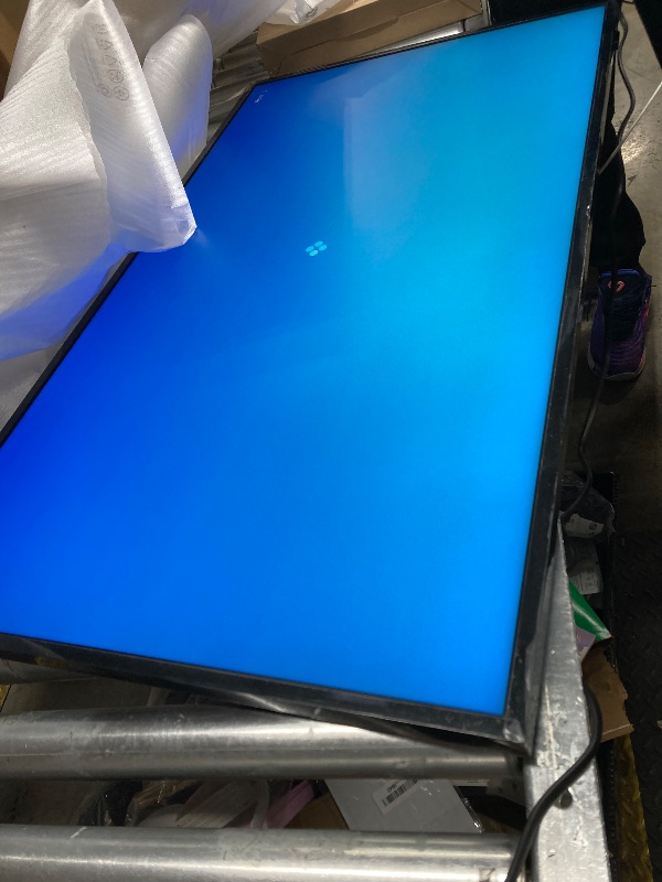 Photo 1 of ****Factory seal****
****Open to show****
****Box damage***
Samsung 43-Inch Class The Frame LS03F 4K QLED Smart TV (2025 Model) Slim Fit Wall Mount, Modern Frame Design, NQ4 AI Gen2 Processor, Art Mode, Artful Picture Quality, Samsung Vision AI, Alexa Bui