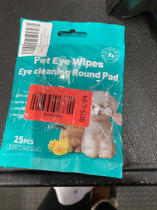 View 2 of ***** PACK OF 2**** Nurhome Eyes Wipes for Dogs & Cats Dog Cleaning Grooming Deodorizing Wipes Kit Wash Cleaner for Eyes Wrinkle Face Gently Remove Tear Stain Eye Debris 25pcs Unscented
