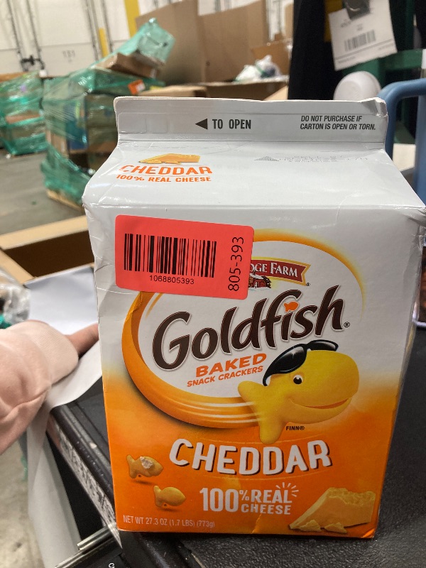Photo 1 of ****** EXP 01/11/26******Goldfish Cheddar Cheese Crackers, 27.3 Oz Carton