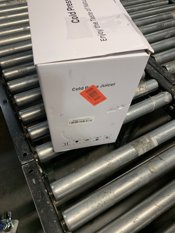 Photo 1 of ***PARTIAL SET - PRICE ADJUSTED***
Juicer Machines, 2-in-1 Cold Press Juicer for Juice & Sorbet, suit for Vegetable and Fruit with 5-Inch Wide Chute, Powerful Masticating//High-Yield High Nutrients/Rev Mode/Easier Clean (Off-white)