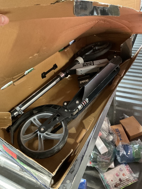View 3 of ***MISSING PARTS***
BROKEN HANDLE BAR********
Skidee Kick Scooter for Kids Ages 6-12 - Large Sturdy Wheels, Anti-Shock Suspension with Adjustable Handlebar Up to 41" High - Foldable, Lighweight Scooters for Kids, Teens & Adult, Max Load 220 Lbs