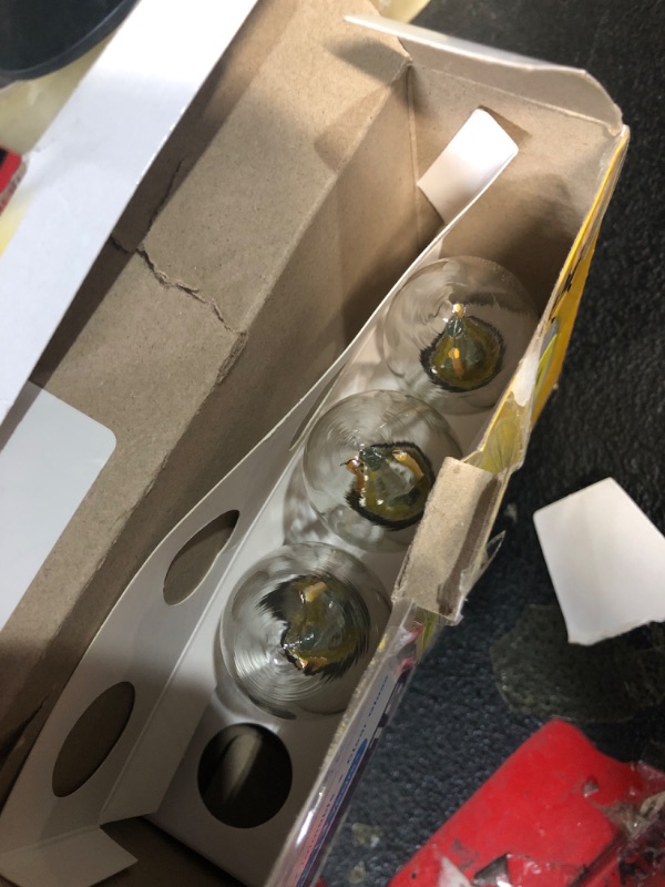 Photo 1 of ***MISSING ONE BULB*** Great Value Decorative LED Light Bulbs, 15W, Soft White, 4 Count