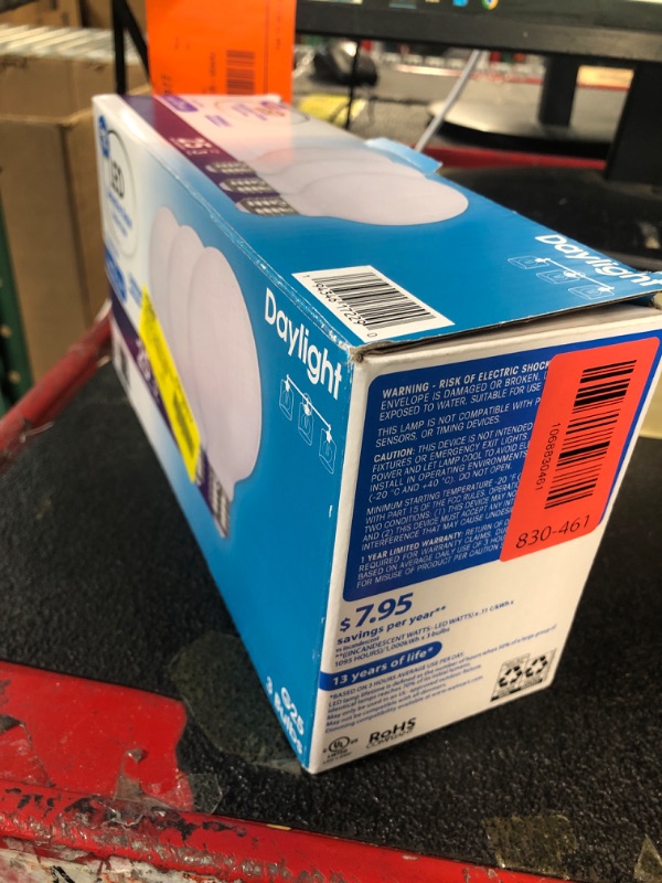 Photo 1 of ***MISSING 1 BULB***Great Value G25 LED Bulb, 3-Watt (25W Equivalent) Daylight White Dimmable E26 Base, 3-Pack (Title 20)
