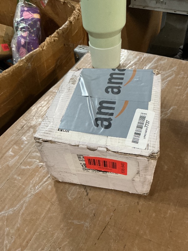 Photo 1 of ***MISSING PARTS***
2 Pcs Cordless LED Work Light for Milwaukee m18 18v Battery, 90W 10000LM Battery Light for Milwaukee 18v Tools, Fathers Day Gift, Flood Lighting with USB & Type-C Charging Port, Low Voltage Protection