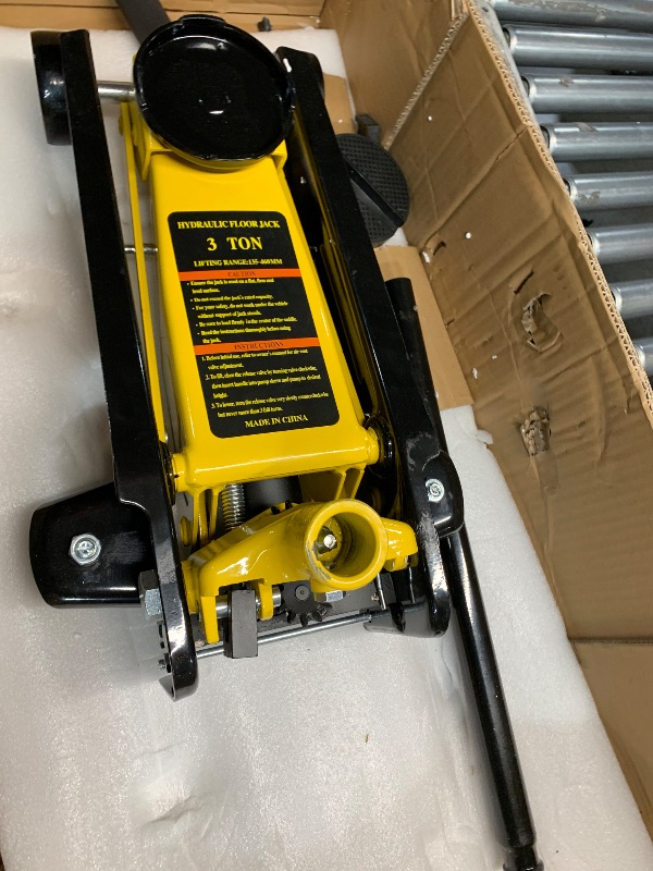 Photo 1 of ***DAMAGED, SEE PHOTOS***
VEVOR Floor Jack, 3 Ton Low Profile Floor Jack, Heavy-duty Steel Racing Floor Jack with Dual Pistons Quick Lift Pump, Floor Jack Lifting Range 3.35"-19.69"

