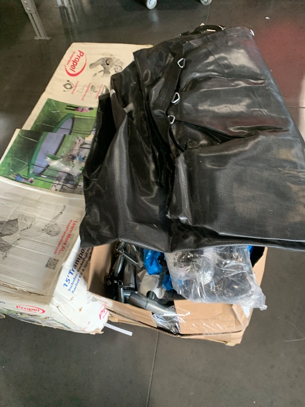 Photo 1 of ****TRUCK/TRAILER PICK***
Propel 15' Trampoline with Basketball Hoop
