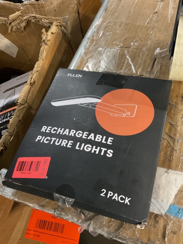 Photo 1 of ***1 BROKEN LIGHT***
FULEN 2 Pack Picture Lights for Wall,Battery Operated Wall Sconce Rechargeable,LED Wall Light Cordless with Remote,3 Color Temperature, Art Lights for Painting,Frame,Gallery,Dartboard Lights,Black