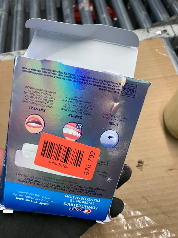 Photo 1 of ***14 COUNT****Crest 3D Whitestrips, 1 Week Smile Transformation, Whitestrips 3D White, Teeth Whitening Strip Kit, 14 Treatments (Each with 1 Upper/1 Lower), 