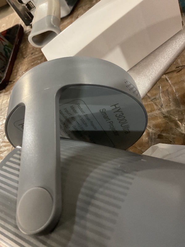 Photo 1 of ?Electric Focus?Magcubic Mini Projector 4K Support, Smart Projector with WiFi 6 and Bluetooth 5.4, 5W Soundbase Speaker, 180° Rotation, Portable Proyector for Home Theater