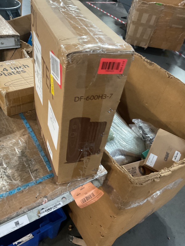 Photo 1 of (used)(missing base) JASUN Oil Filled Radiator Heater with Adjustable Thermostat, Mini Portable Space Heater 700W for Indoor Use, Overheat Safety, Quiet Work, Black