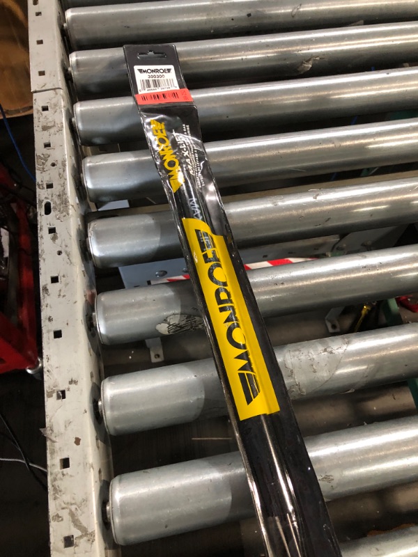 Photo 1 of ***STOCK PHOTO FOR REFERENCE ONLY***Monroe ML5101 MAXLIFT Gas Spring (Boot)