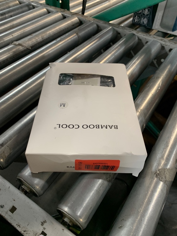 Photo 1 of ***FACTORY SEALED***BAMBOO COOL Men's Ankle Socks Athletic Cushioned Moisture Wicking, Running Socks Arch Support Breathable, Heel Tab 8 Pack Medium