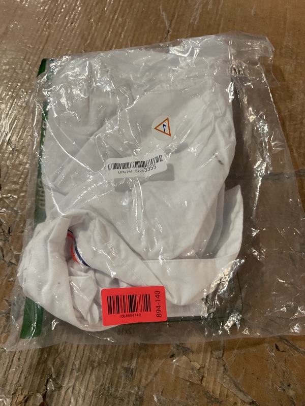 Photo 1 of * sure has a dirty spot *
French Toast Young Women's Oxford Button-Down Collar Blouse with Short Sleeves, White, Medium