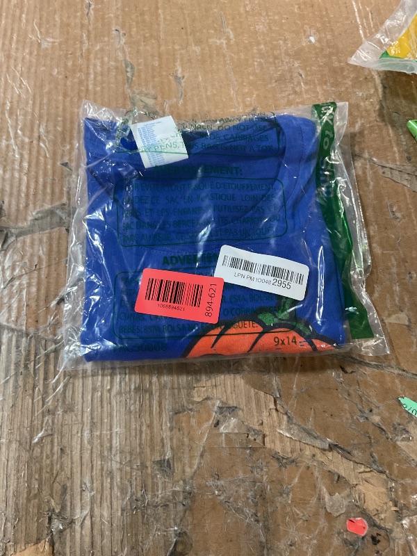 Photo 1 of * blue *
Halloween Pumpkin Skeleton Soccer Football Costume Boys Kids T-Shirt size large