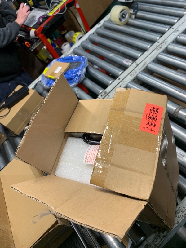 Photo 1 of *************MISSING THE STAR ON TOP***********
Lakumu 16.5" Table Top Christmas Tree, Hand Painted Resin Christmas Tree with Lights, Pre-lit Xmas Tree Decor Lighted Tabletop Decoration with Multicolored LED Bulbs, Ceramic-Like Finish