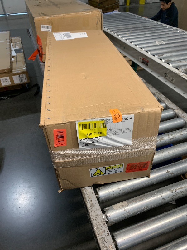 Photo 1 of ***FACTORY SEALED***Camco Eaz-Lift ReCurve R3 400lb Camper/RV Weight Distribution Hitch | Features Adjustable Sway Control & Includes 2-5/16" Hitch Ball w/15,000lb Max Rating | 600lb Max Tongue Weight Rating (48750)