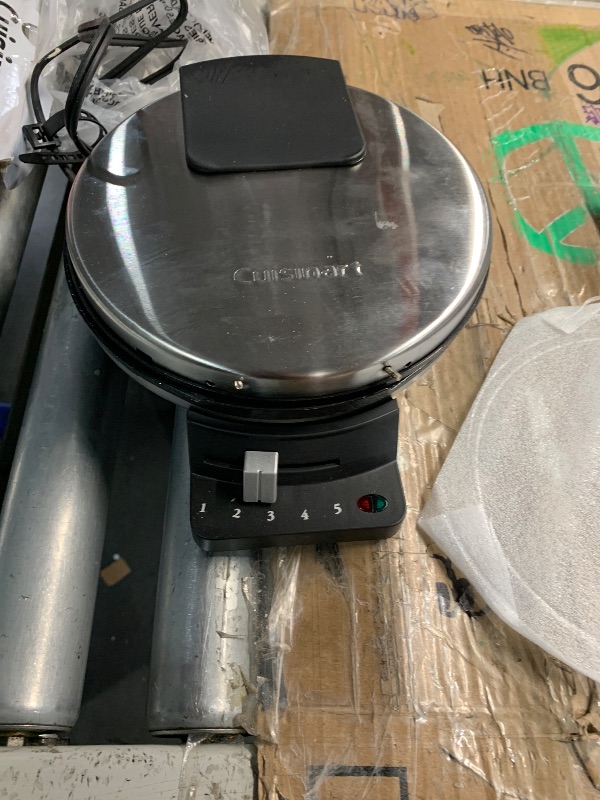 Photo 1 of ***(BROKEN HANDLE)***uisinart Waffle Maker, 1250W Round Classic Waffle Iron, 5-Setting Adjustable Browning Control, WMR-CANAS, Brushed Stainless