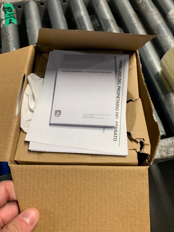 Photo 1 of Philips Avent Premium Fast Bottle Warmer, with Smart Temperature Control, Water Bath Technology, Automatic Shut-Off, Model SCF358