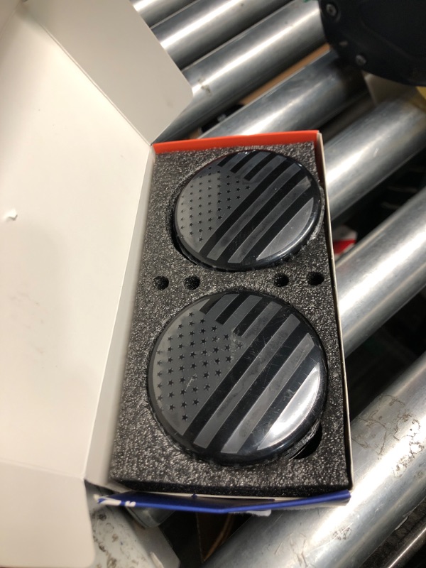 Photo 1 of (Set of 4) for Chevrolet 3 1/4 inches=83mm Blackout American USA Flag Wheel Center Caps Covers HubCap fit Most 18"&20"&22" Rims for Suburban Silverado Tahoe & GMC Sierra Yukon Denali 22837060 9596403