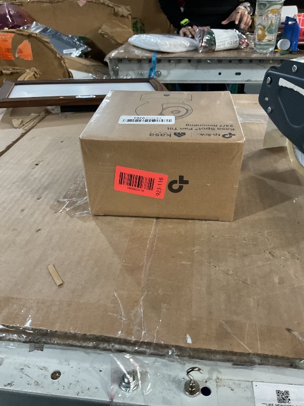 Photo 1 of * factory sealed *
Kasa Indoor Pan/Tilt Smart Security Camera, 1080p HD Dog-Camera,2.4GHz with Night Vision,Motion Detection for Baby and Pet Monitor, Cloud & SD Card Storage, Works with Alexa& Google Home (EC70), White