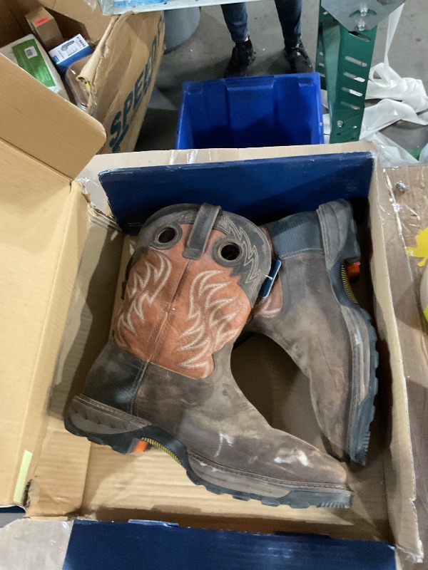 Photo 1 of * they have some scuff marks on them *
Durango® Maverick XP™ Steel Toe Waterproof Western Work Boot Size 11.5(M)