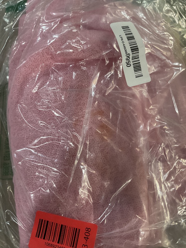 Photo 1 of * has a stain on it *
Poise3EHome Pink Sequin Tablecloth 50×72 Inch Rectangle Sparkly Fabric Table Cover Overlay for Valentine Birthday Wedding Party Holiday Baby Shower Decoration