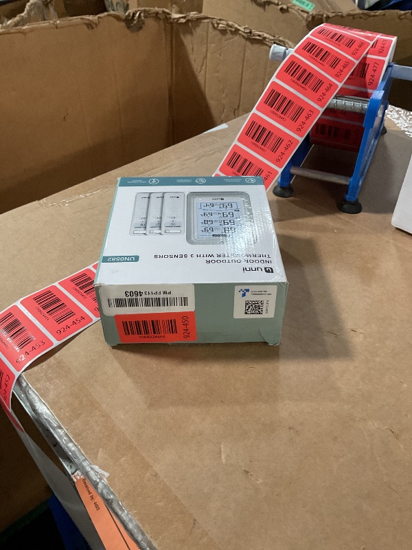View 2 of ***(PARTS ONLY/ MISSING PARTS/ NON FUNCTIONAL)***
Indoor Outdoor Thermometer Wireless, 4.5 Inch Display Digital Hygrometer Thermometer Temperature Humidity Monitor with 330ft Range Sensor and Adjustable Backlight