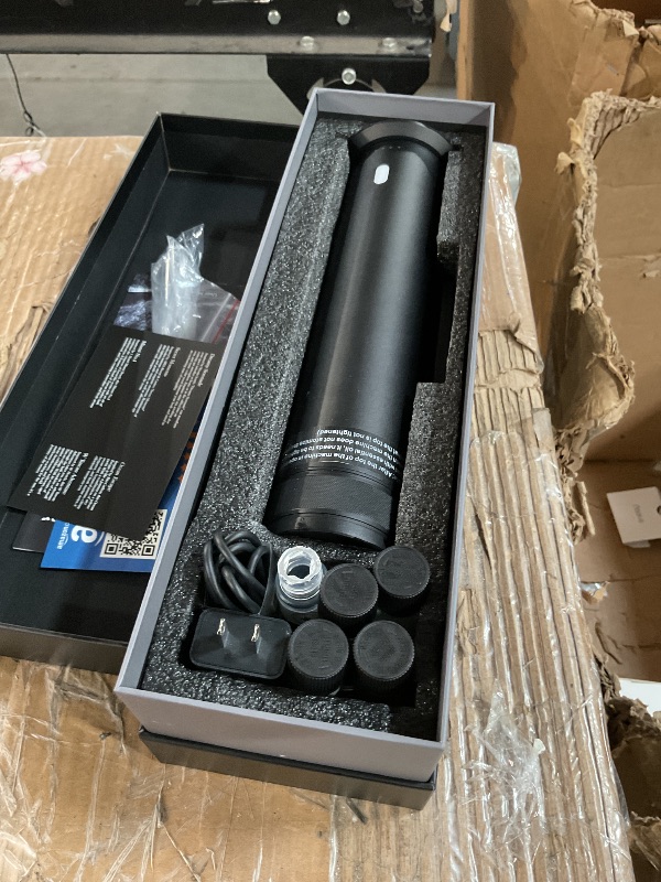 Photo 1 of (used)(untested)Waterless Scent Diffuser Starter Kit - Suitable for Home and Hotel Series Air Diffuser, 800 Square Inches of Coverage