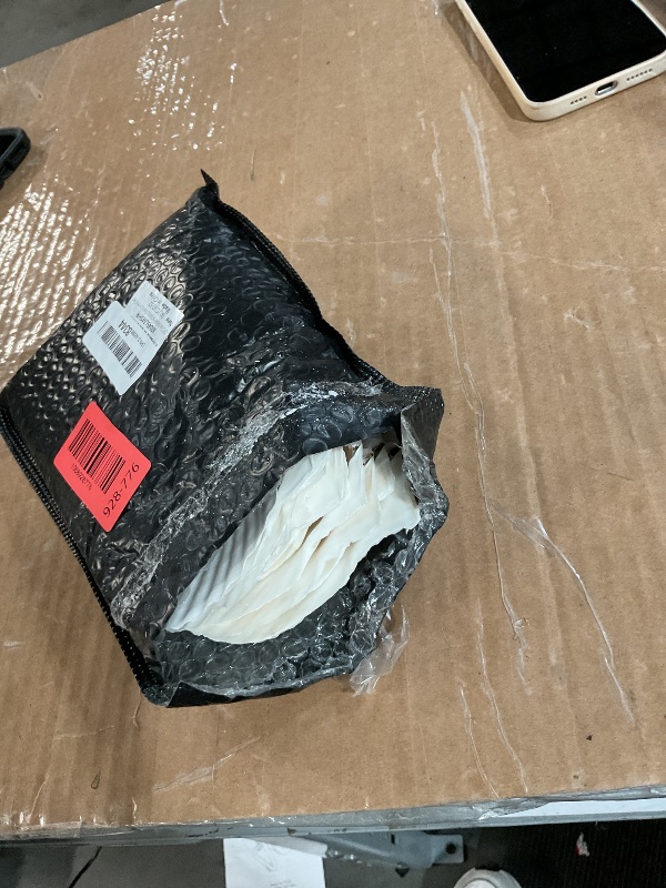 Photo 1 of ***DAMAGED - SEE NOTES/PICTURES*** 10PCS 4-5 Inch Large Sea Shells White Scallop Shells for DIY Painting Baking Cooking Serving Food, Natural Seashells for Crafts Beach Wedding Decorations for Ocean Themed Parties and Home Decor