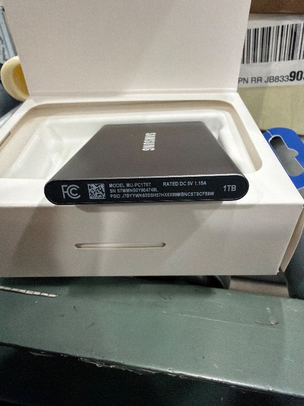 Photo 1 of ***FACTORY SEALED***Samsung T7 Portable SSD, 1TB External Solid State Drive, Speeds Up to 1,050MB/s, USB 3.2 Gen 2, Reliable Storage for Gaming, Students, Professionals, MU-PC1T0T/AM, Gray