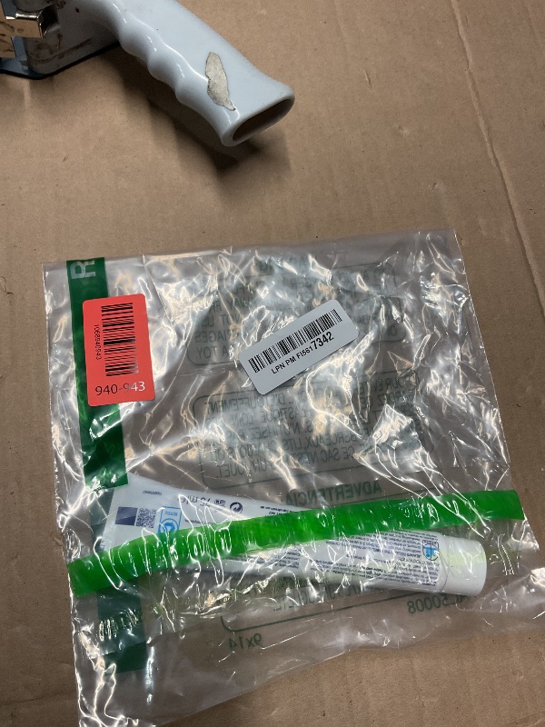 Photo 1 of Aquafresh Triple Protection Fresh & Minty Toothpaste