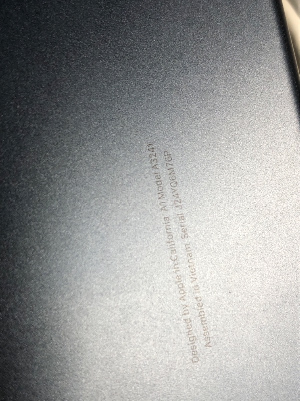 Photo 1 of ***DAMAGED - SEE NOTES/PICTURES*** Apple 2023 MacBook Air 15-inch Laptop with M4 chip: Built for Apple Intelligence, 15.3-inch Liquid Retina Display, 24GB Unified Memory, 512GB SSD Storage, 12MP Center Stage Camera, Touch ID; Midnight