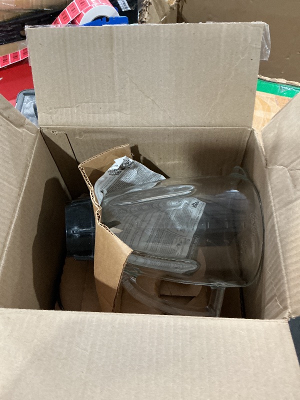 View 2 of ***STOCK IMAGE FOR REFERENCE***
Oster Classic Series 8-Speed Blender