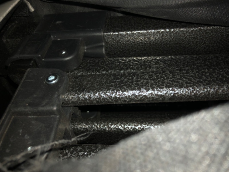 Photo 1 of (bag torn)
Yaheetech Canopy Tent, Commercial Instant Heavy Duty Canopy, 500D Waterproof Adjustable Canopy with Wheeled Carry Bag, 4 Sandbags and 4 Stakes (10x10, White)