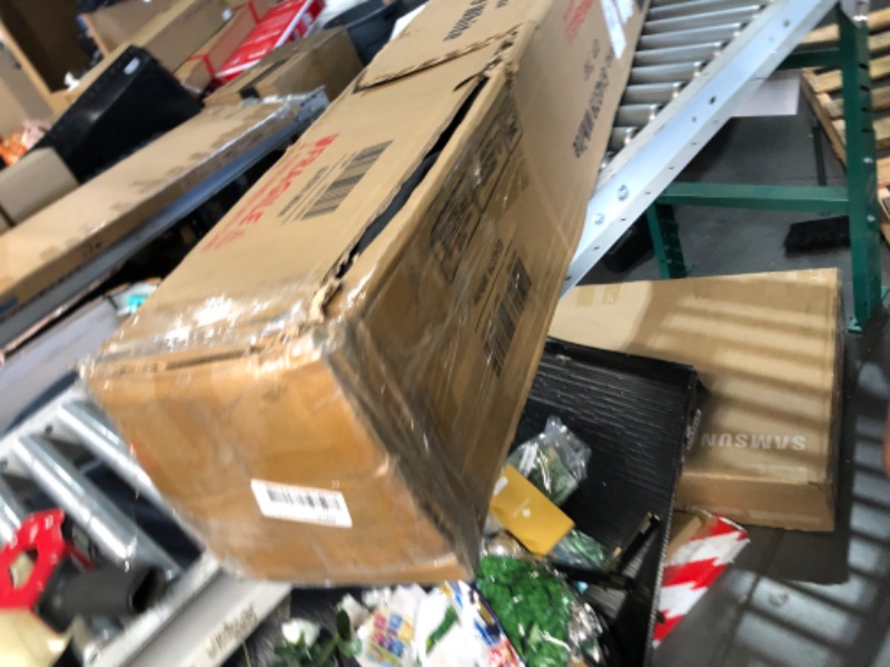 Photo 1 of (bag torn)
Yaheetech Canopy Tent, Commercial Instant Heavy Duty Canopy, 500D Waterproof Adjustable Canopy with Wheeled Carry Bag, 4 Sandbags and 4 Stakes (10x10, White)