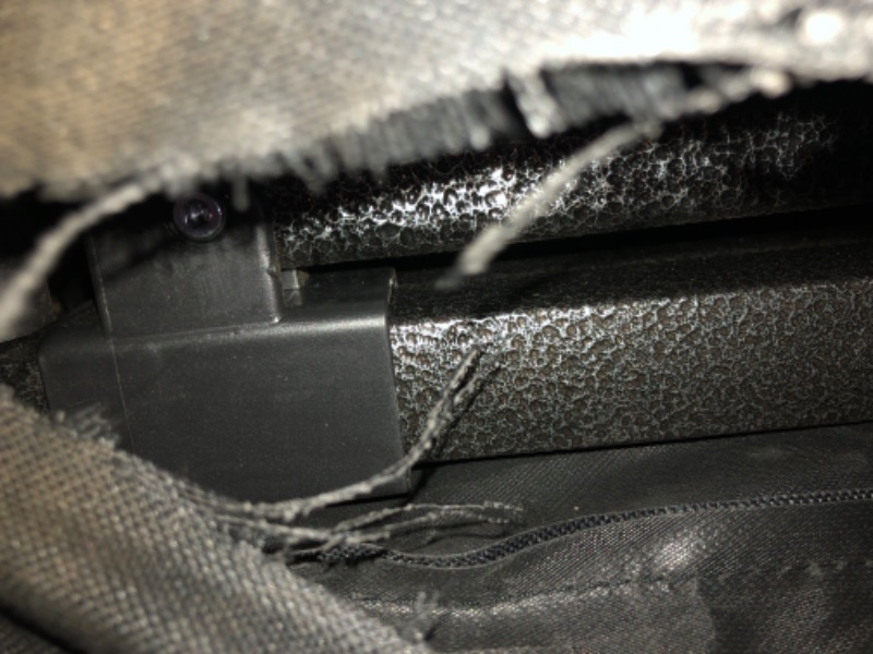 Photo 1 of (bag torn)
Yaheetech Canopy Tent, Commercial Instant Heavy Duty Canopy, 500D Waterproof Adjustable Canopy with Wheeled Carry Bag, 4 Sandbags and 4 Stakes (10x10, White)