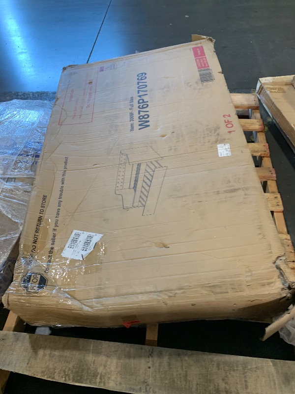 Photo 1 of ***PARTIAL SET - PRICE ADJUSTED SEE NOTES***
Ball & Cast Full Size Daybed with Trundle,Upholstered Trundle Bed W/Bedframe Tufted Button & Copper Nail on Arms Design,No Box Spring Needed,Sofa Bed Frame for Bedroom,Guest Room,Beige