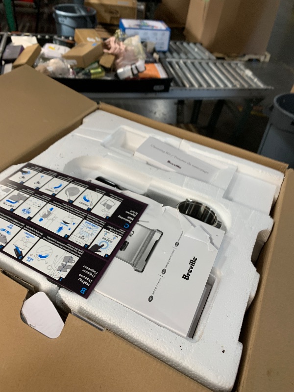 Photo 1 of (used item) Breville Barista Express Espresso Machine BES870XL, Brushed Stainless Steel